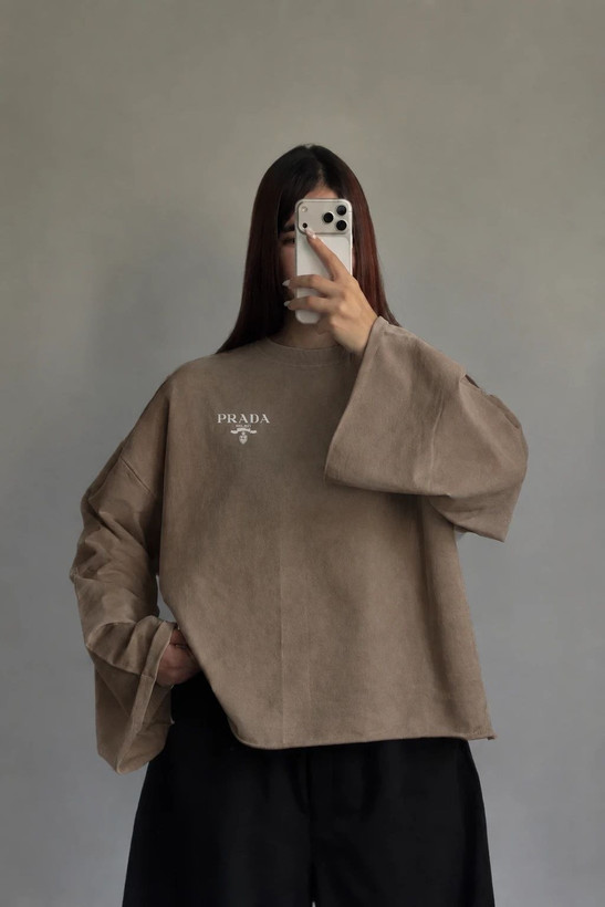 لانگاسلیو PRADA