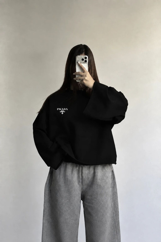 لانگاسلیو PRADA